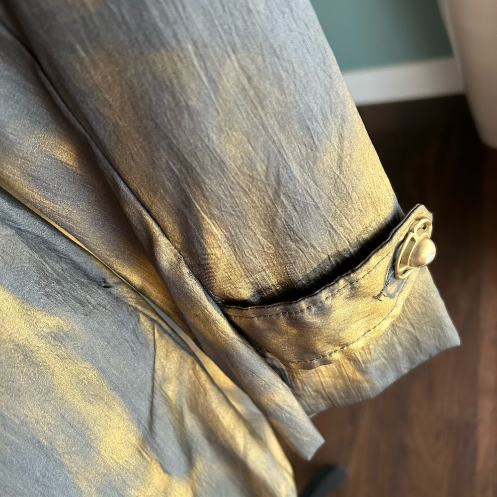 Unique Coat - image 6